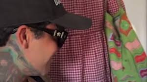 Loop. Avianca demandará a un influencer por un incidente en un vuelo: generó un olor químico y 