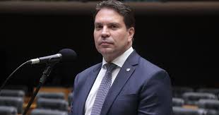 Malas com roupas de Ramagem ajudaram PF a localizar ex-deputado nos EUA