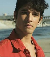 Tyler Posey (Day Trotter) Currently the star of MTV&#39;s Teen Wolf, Posey, 19, ... - tylerposey5
