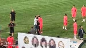 ویدیو| پیام صادقیان، میهمان ویژه بازی پرسپولیس - ملوان