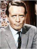 Patrick McGoohan. Rolle: Nummer 6 / John Drake