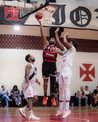 Flamengo pode rebaixar o Vasco nesta terça; veja horário e onde assistir ao clássico do NBB