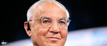 Mit Magath gegen den Abstieg? VfL Wolfsburg denkt über Ex-Meistertrainer nach