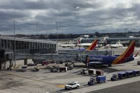 Flight Delays Across US Amid Air Traffic Controller Shortages