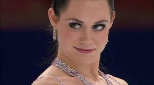 Tessa Virtue &amp; Scott Moir Eric Bompard Trophy 2011 - Eric-Bompard-Trophy-2011-tessa-virtue-and-scott-moir-26927031-700-388