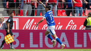 Kicker