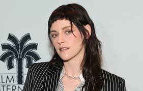Kristen Stewart opens up about the perks of being a director: 'Actresses get treated like s---'