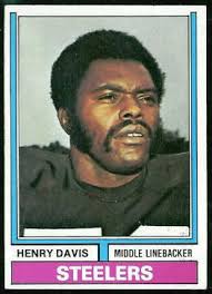 Henry Davis 1974 Topps football card. Want to use this image? See the About page. - Henry_Davis