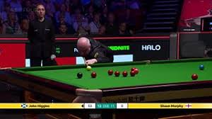 Higgins creeps clear of Murphy to lead ahead of Saturday showdown