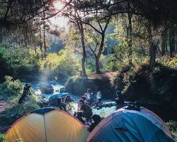 Gambar Suasana camping di Bumi Perkemahan Bedengan, Malang