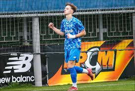 Dynamo U19 : Prêts à tout casser contre Hibernian! 🔥⚽