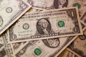 Dollar Strengthens Amid Middle East Tensions, Scrambling Wall Street's FX Roadmap