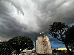 Forte chuva coloca zonas norte, oeste e o centro de SP em estado de atenção para alagamentos