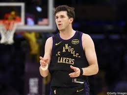 レイカーズのオースティン・リーブスがシーズン通算3ポイント成功数で球団史上単独5位に（バスケットボールキング）