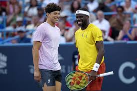 Tennis Threads Magazine - News update