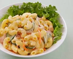 マカロニサラダの画像