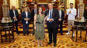 Recepción en el Ayuntamiento de La Coruña