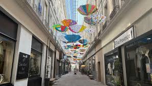 Carpentras: Commerces en Crise & Accident Grave! Ce qui se Passe...