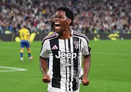 Juventus: Angriffslust mit zwei Stürmern oder taktische Balance? - Imagen principal del artículo