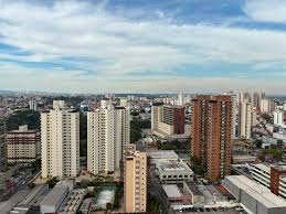 Quinta-feira será fria e nublada em Guarulhos, com máxima de 19°C