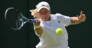 Sonay Kartal causes huge Wimbledon upset to become first British winner