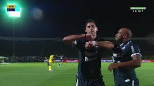Aos 45 min do 1º tempo - gol de fora da área de Leonel Picco do Remo contra o Mirassol