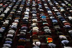 Lonjakan Pencarian 'Waktu Sholat': Fokus pada Jadwal Imsakiyah Ambon dan Ternate 17 Maret 2026