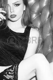 Résultat de recherche d'images pour "form fitting undershirts  female"