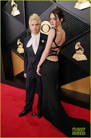 Charlotte Lawrence Stuns in Black Supporting Fiancé Andrew Watt at 2026 Grammys