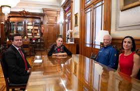 Sheinbaum habría reprendido a altos funcionarios por caída de la producción de Pemex