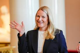 Norway's princess had a lung transplant for life-threatening condition