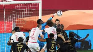 Nos Belges à l’étranger : nouvelle défaite pour l’AS Monaco de Wout Faes et Sébastien Pocognoli