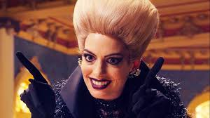 Sessão da Tarde hoje (29/05): Filme Convenção das Bruxas levou Anne Hathaway a pedir desculpas publicamente após cena problemática