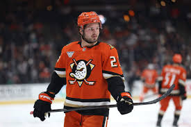 Mason McTavish Signs 6-Year Contract with Anaheim Ducks