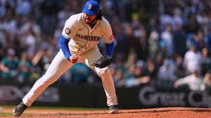 Mexican MLB Stars Shine Bright in Early 2025 Season