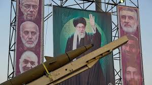 از سقوط ارزش پول ملی تا احتمال حمله دوباره اسرائیل؛ آیا جمهوری اسلامی ۲۰۲۶ را هم تاب می‌آورد؟