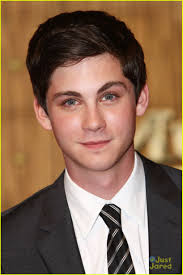 Resultado de imagen para logan lerman