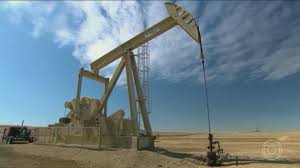 Clima Extremo: Tornado Devasta Paraná! Tragédia e Crise Global em Foco