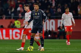Mbappé anota, pero el Real Madrid se frustra con el Girona en empate 1-1