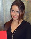 Shazahn Padamsee inaugurated painting exhibition of Artist Ramesh Thorat - stars-spotted-3828_th