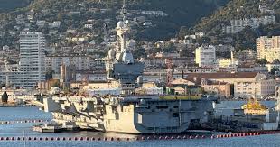 Guerre au Moyen-Orient : le porte-avions Charles-de-Gaulle se dirige vers la mer Rouge