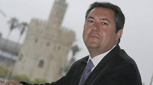 Juan Espadas, candidato del PSOE a la Alcaldía y ex consejero de Vivienda de la Junta de Andalucía. —Su currículum como gestor público es amplio, ... - Espadas1--644x362