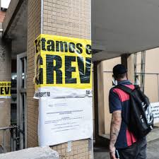 Pesquisa atrasada, biblioteca fechada e exames adiados: como greve afeta 54 universidades federais