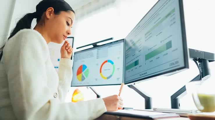 Micron Technology bull case strengthens as three analysts raise price target to $1,500; $750B in AI capex drives 345% Q3 sales growth