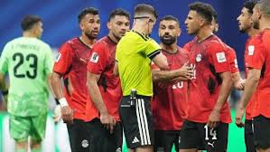 ناقد: منتخب مصر قدم بطولة كبيرة.. والتحكيم حرمنا من التأهل إلى ربع النهائي