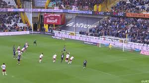 LIVE: Vetlesen schiet Club Brugge vanop de stip op voorsprong