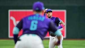 Rejuvenated Pitchers Steal the Show: How the Diamondbacks' and Cardinals' Ace Duels Could Decide the NL West Race