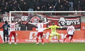 UTA - FC Botoșani 2-1. Meci spectaculos la Arad! Gazdele s-au apropiat serios de locurile de play-off!