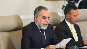 Armando Benedetti: Allanan su casa y denuncia a magistrada Lombana