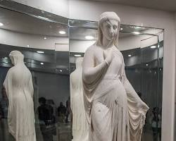 Image of Veiled Rebecca Sculpture, Salar Jung Museum